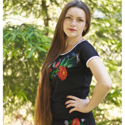 Embroidered tunic "Patent Poppy on Black"